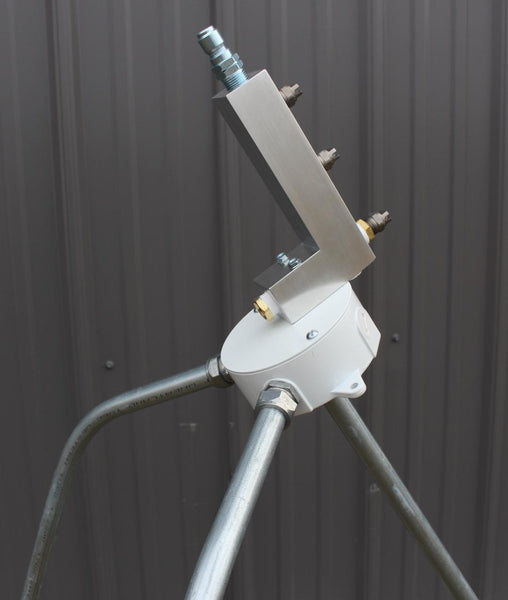 Pro Series Snowmaker with Tripod Stand